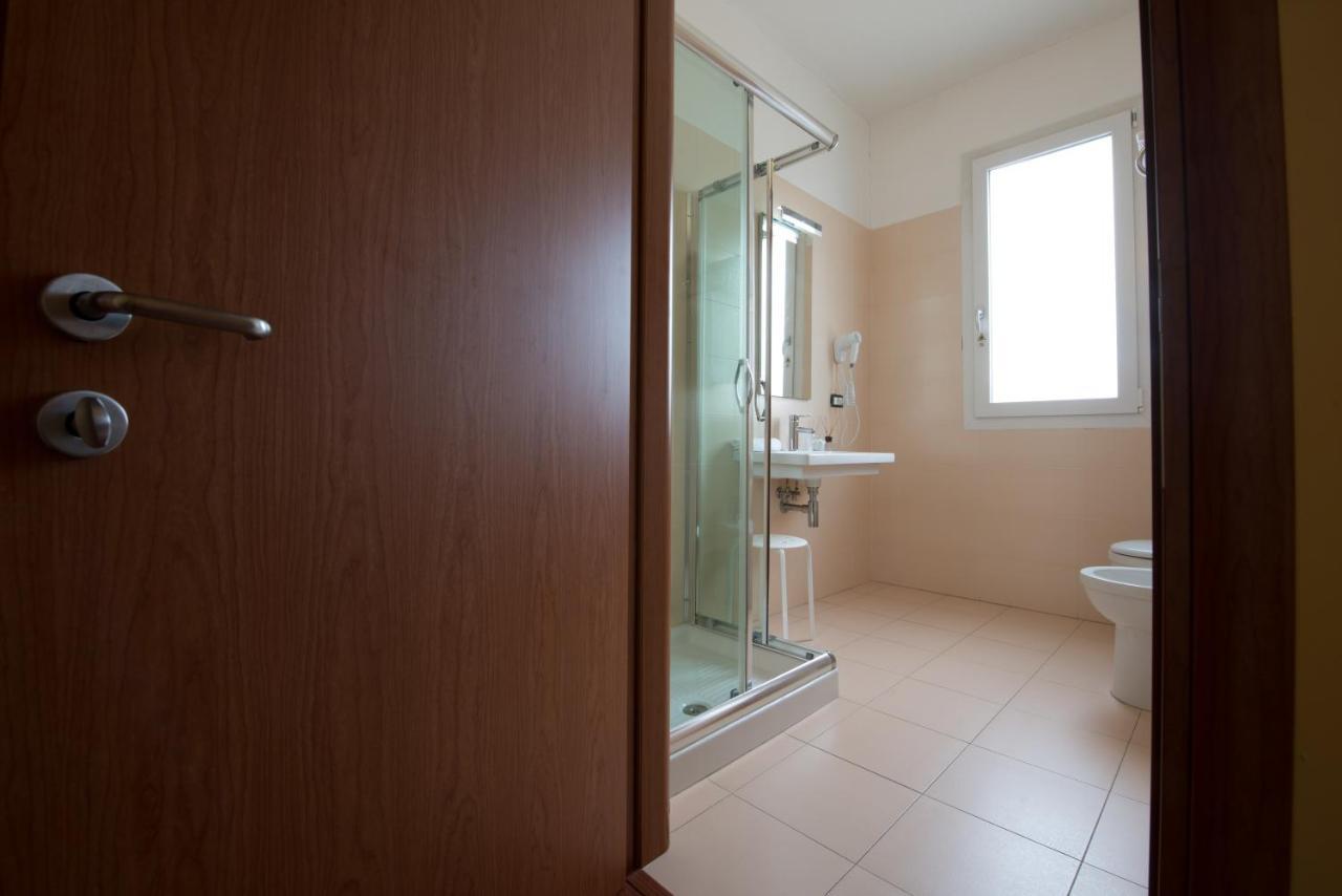 Hotel Formula & Puravita Spa Rosolina Extérieur photo
